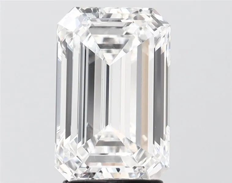 3.01ct Emerald Lab Grown Diamond (Colour E, Clarity VVS2, IGI Certified)